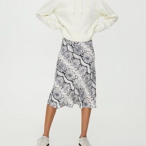 Aritzia | Wilfred Free | Snake Print Midi Skirt | Sz 2